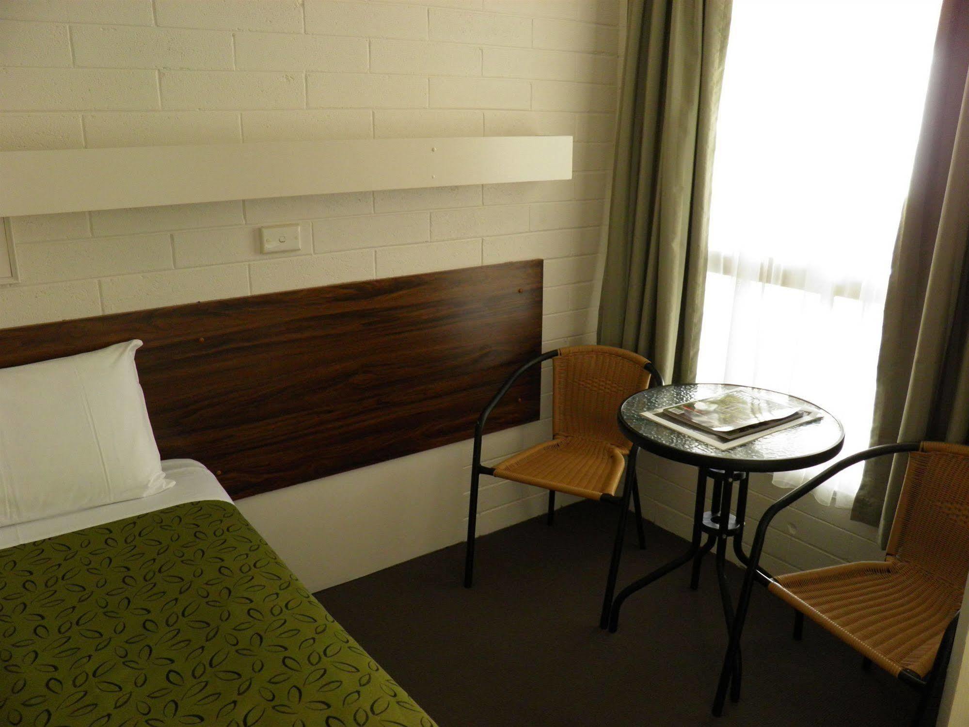 7Th Street Motel Mildura Buitenkant foto