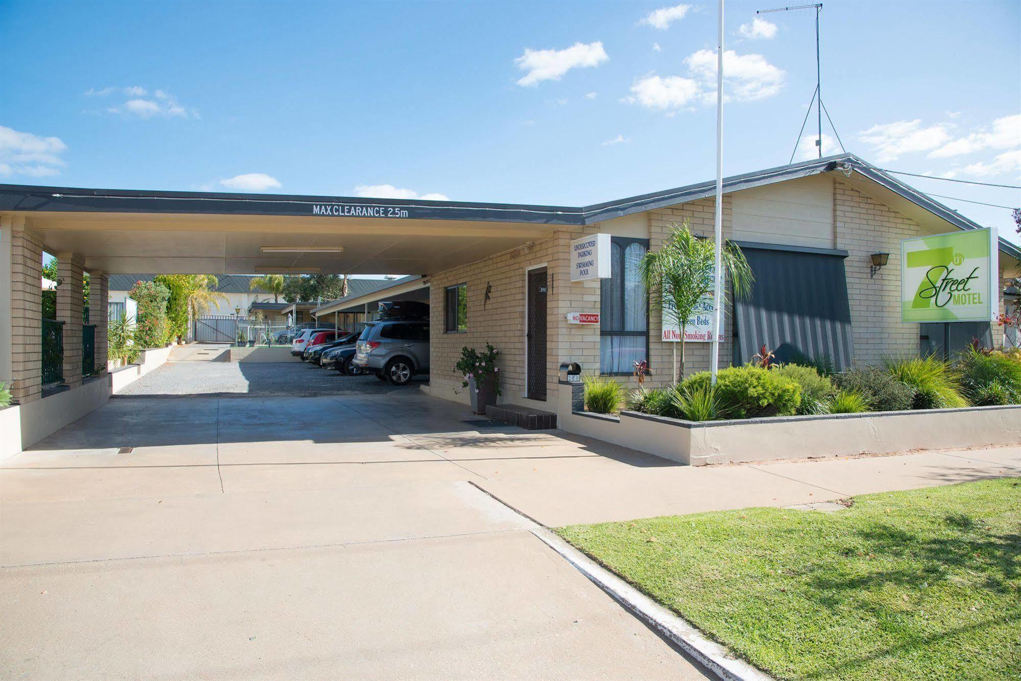 7Th Street Motel Mildura Buitenkant foto